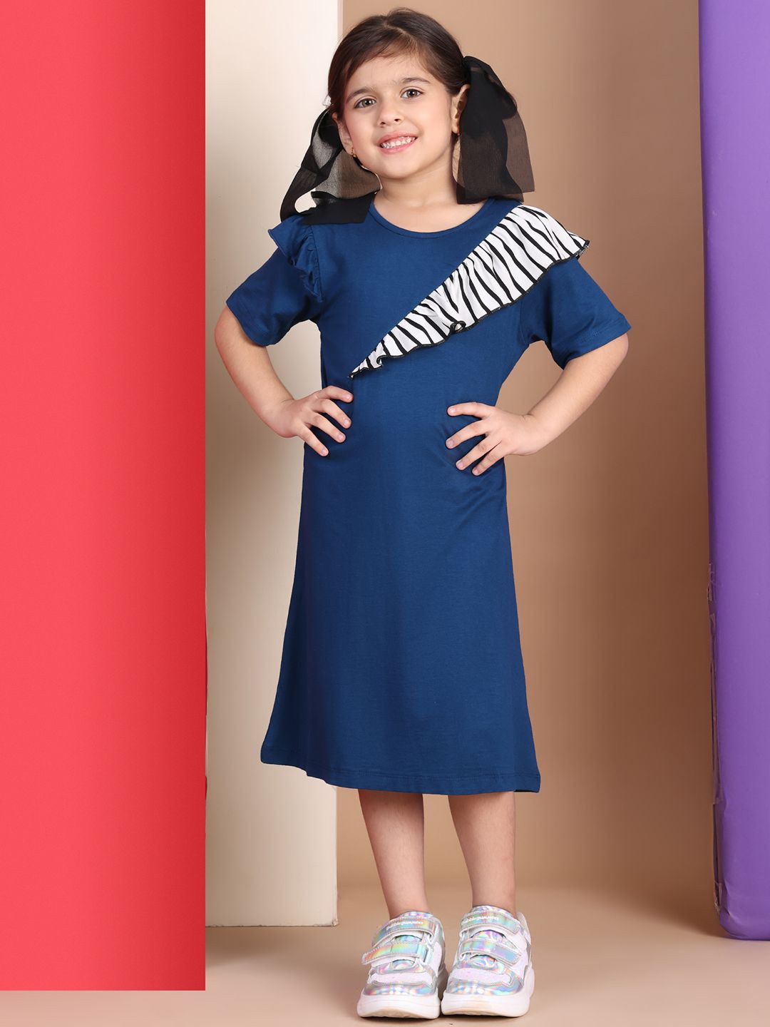 

Baawri Girls A-Line Dress, Blue