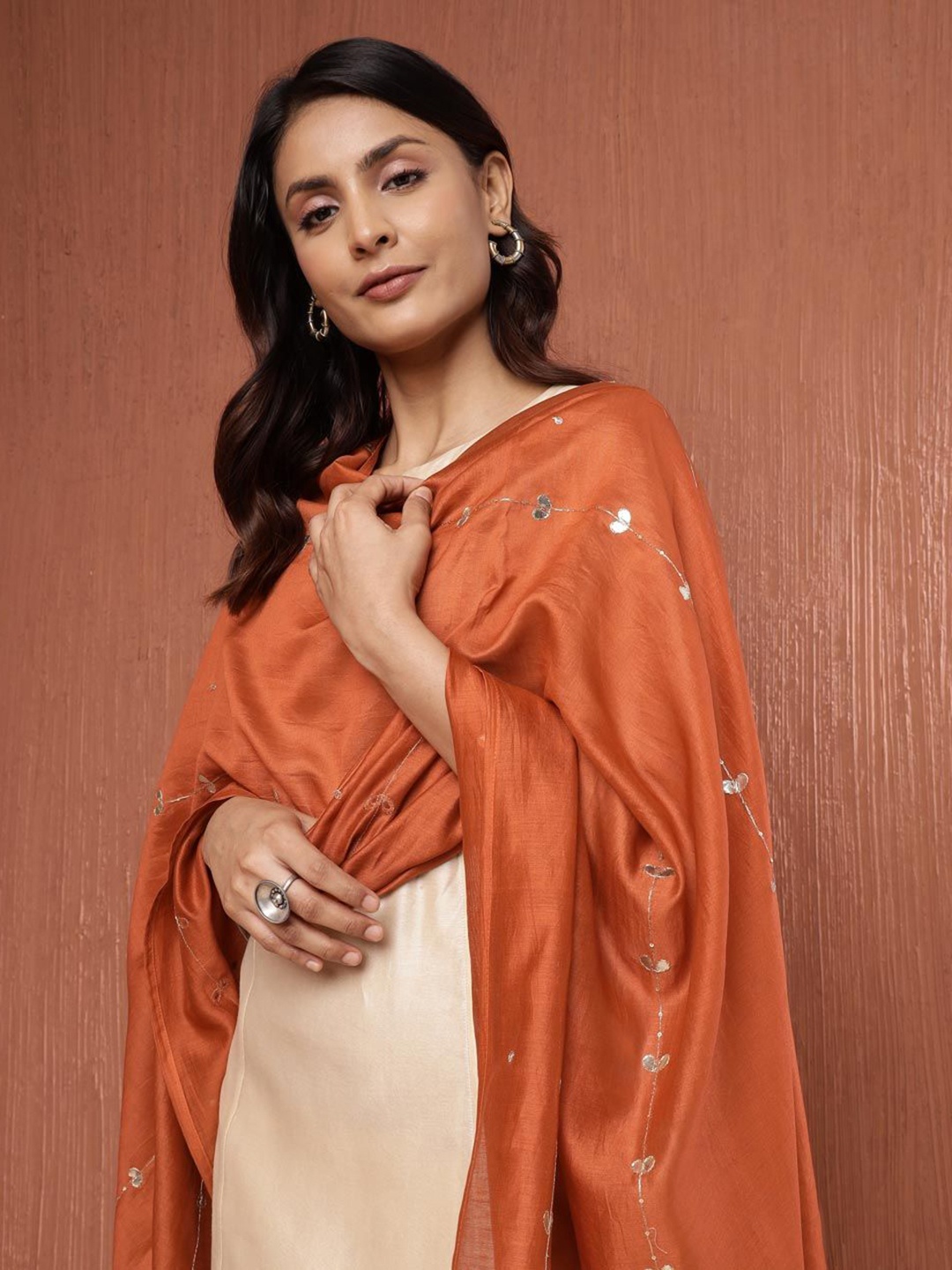 

Fabindia Floral Embroidered Cotton Silk Mirror Work Dupatta, Rust