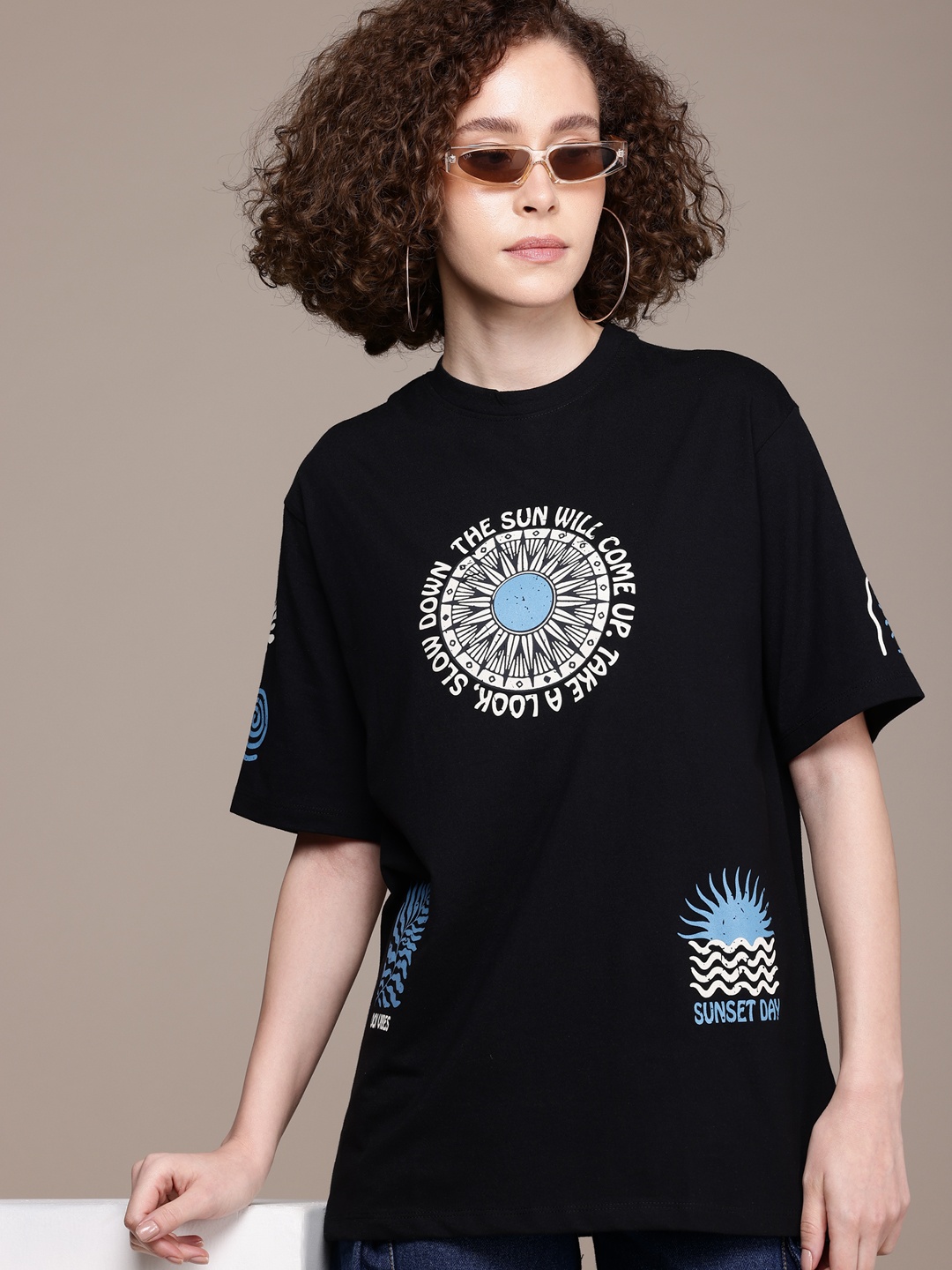 

The Roadster Life Co. Printed Drop-Shoulder Sleeves Oversized T-shirt, Black