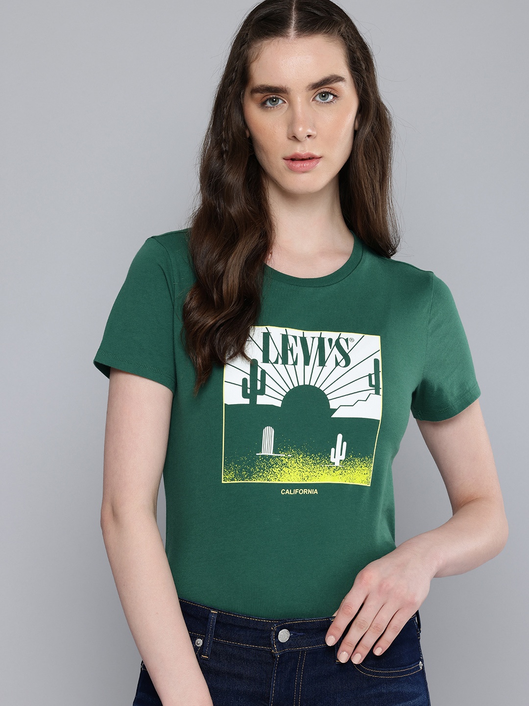 

Levis Graphic Printed Pure Cotton T-shirt, Green