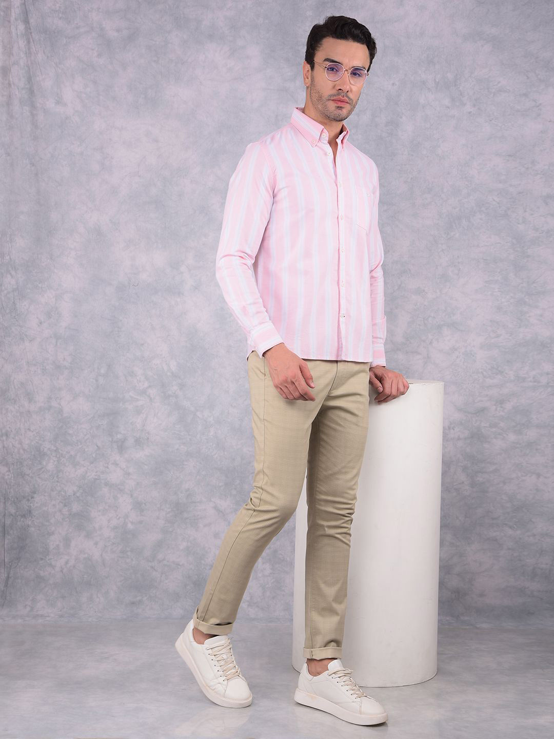 

Crimsoune Club Men Smart Button-Down Collar Vertical Striped Cotton Slim Fit Casual Shirt, Pink