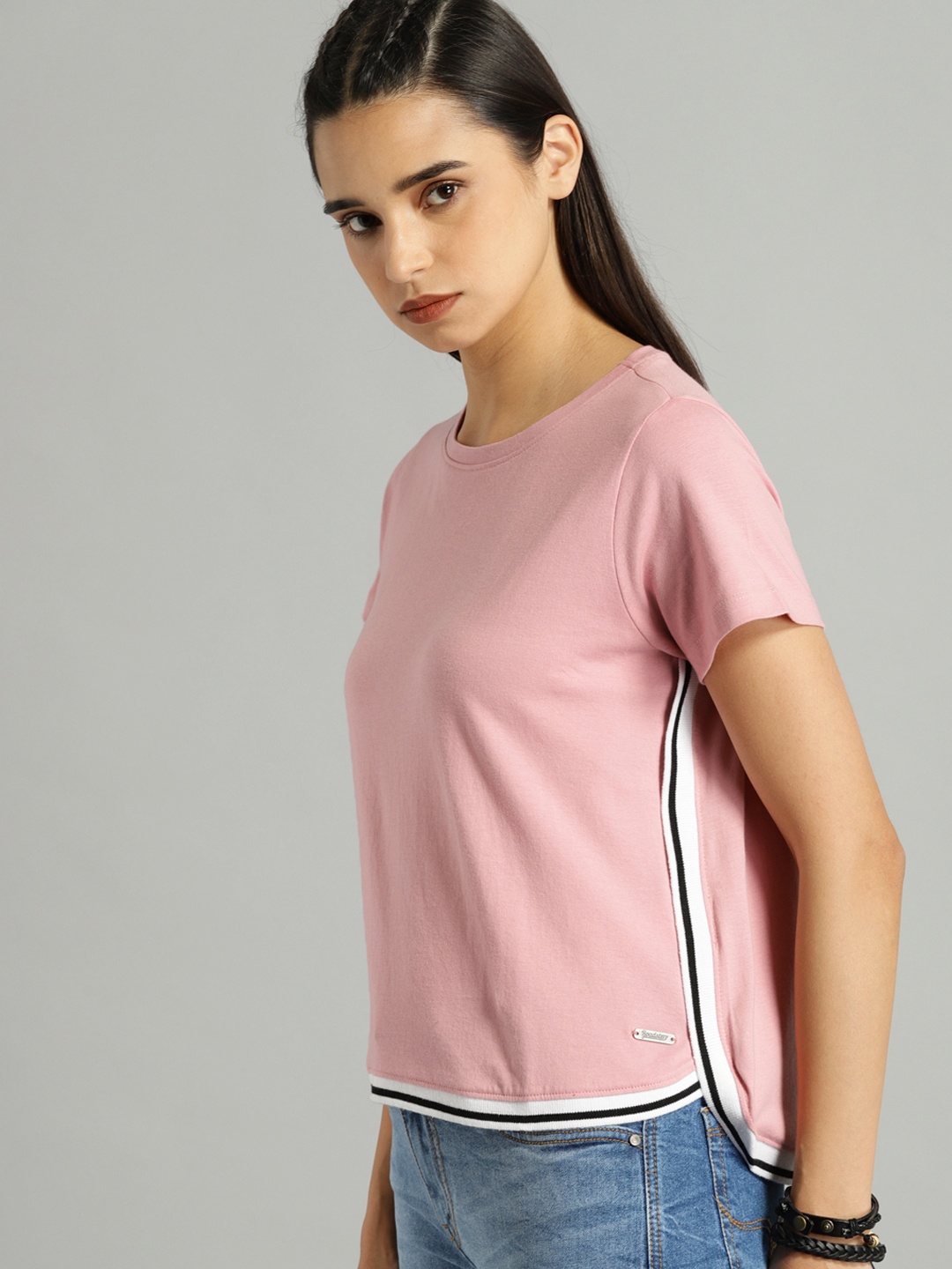 

The Roadster Lifestyle Co Women Pink Solid Round Neck Pure Cotton T-shirt