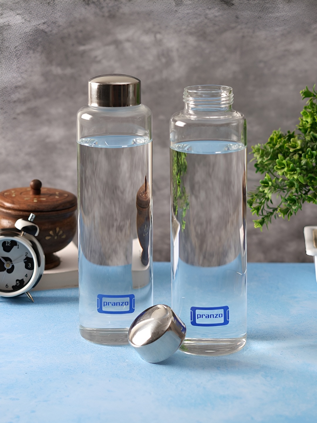 

Aura Transparent & Silver-Toned 2 Pieces Borosilicate Glass Solid Water Bottle 750 Ml Each