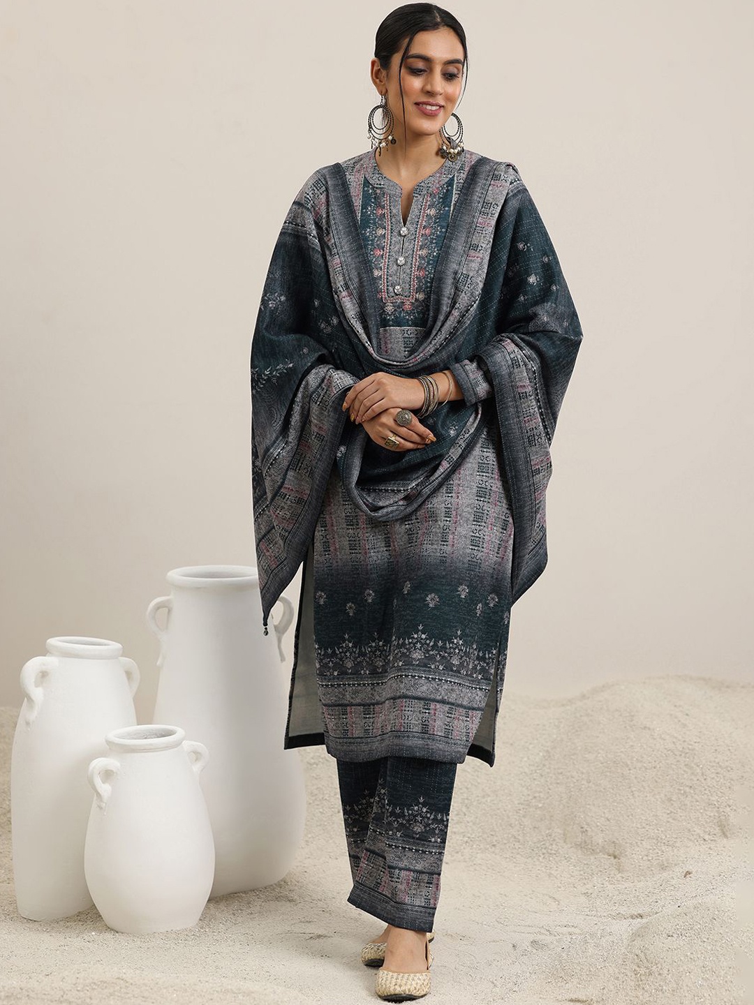 

Libas Grey Floral Printed Mandarin Collar Straight Kurta with Trousers & Dupatta