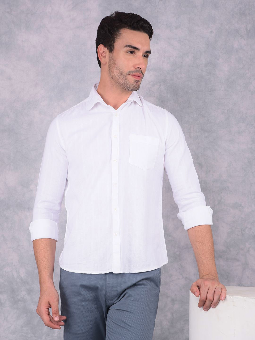 

Crimsoune Club Men Smart Spread Collar Solid Cotton Slim Fit Casual Shirt, White