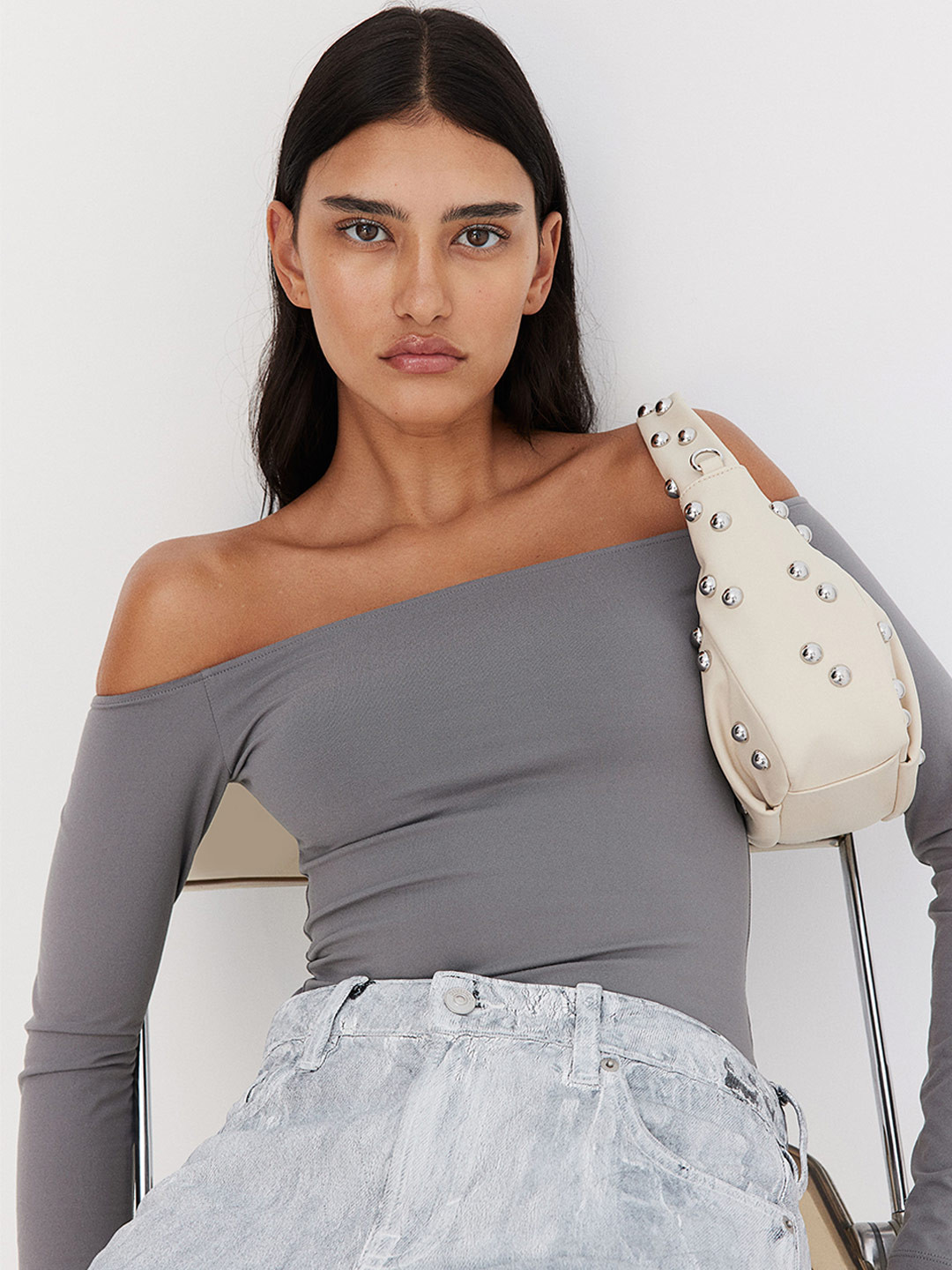 

H&M Women Off Shoulder Top, Grey