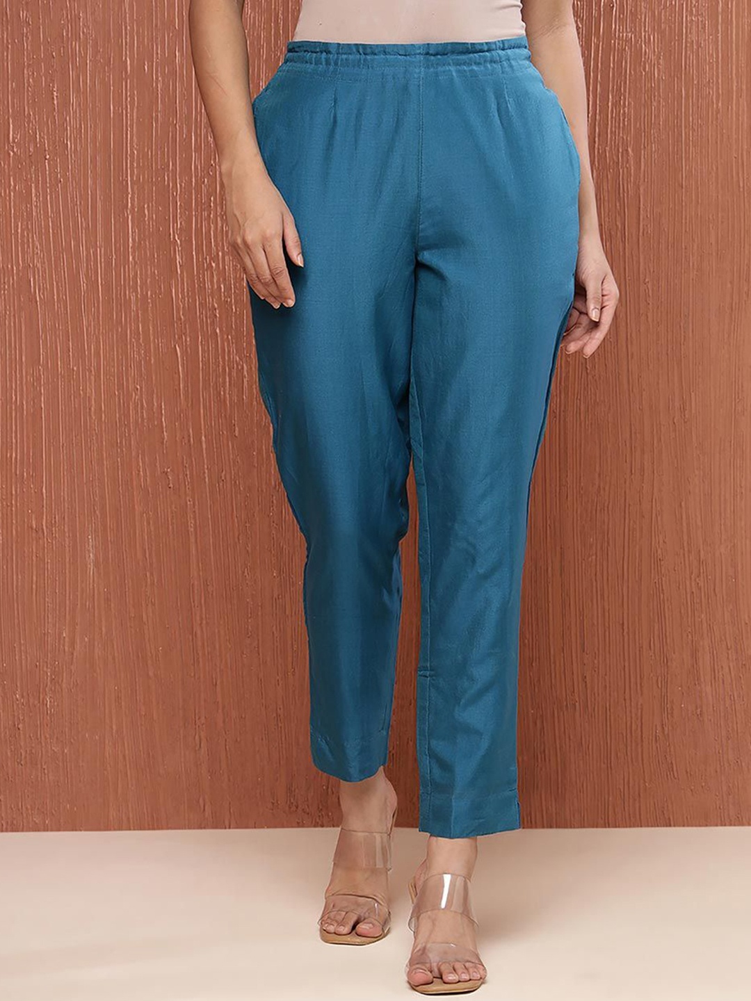 

Fabindia Women Solid Regular Fit Trousers, Blue