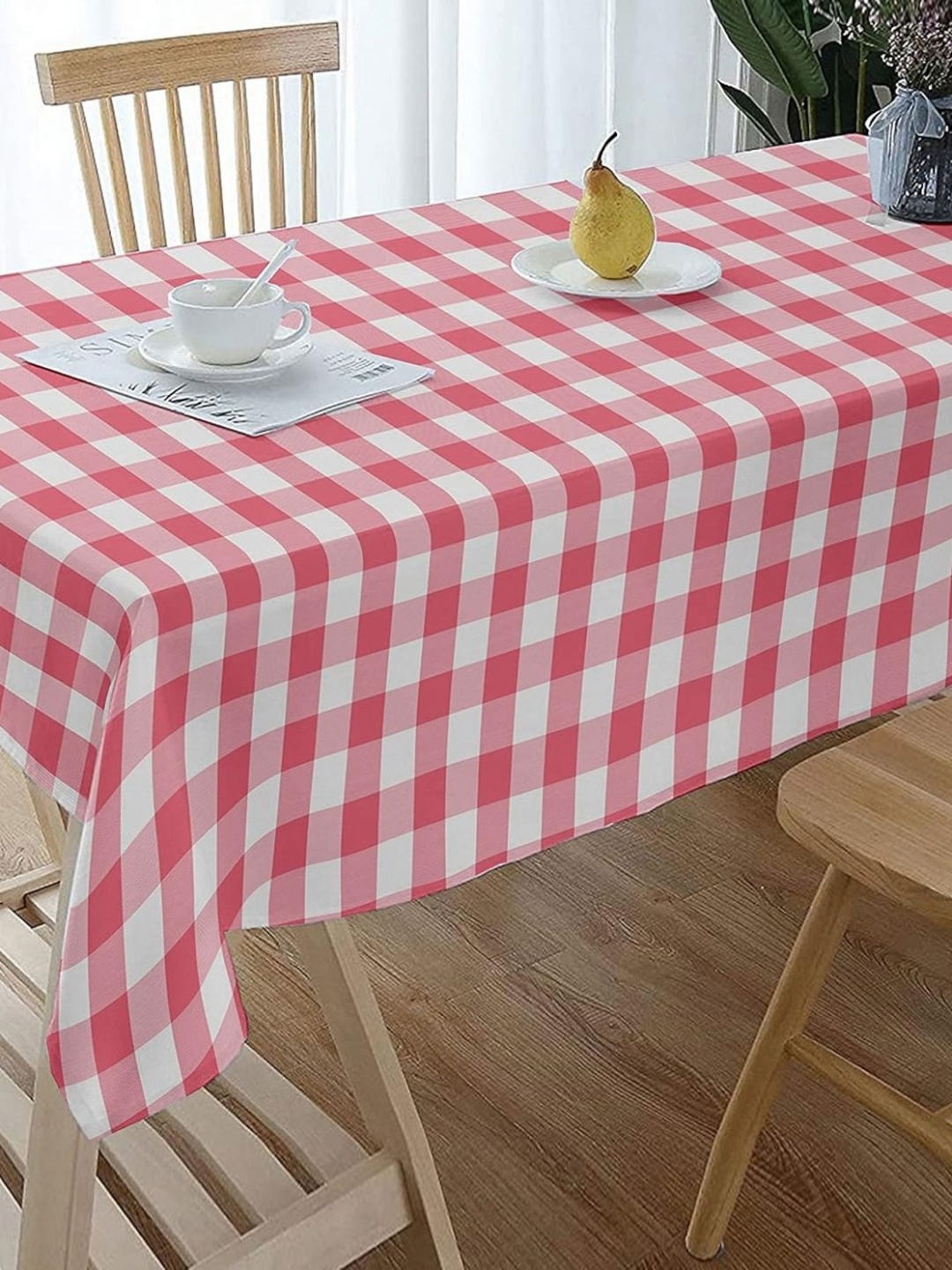 

Lushomes Pink Cotton 4-Seater Table Cover