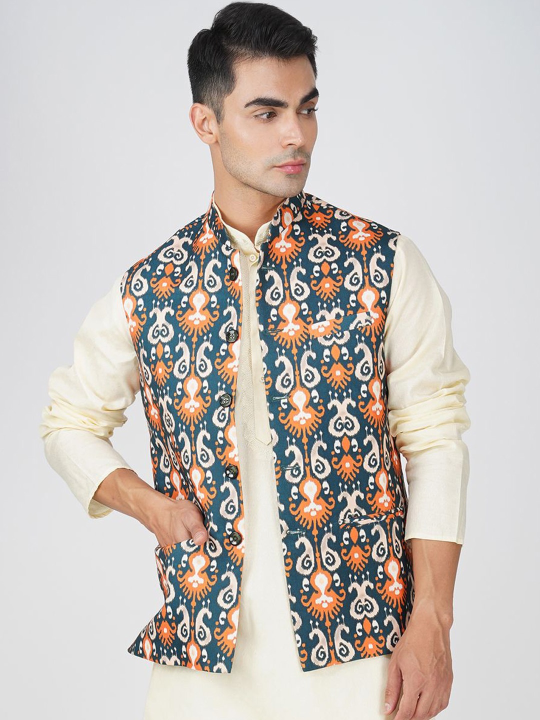 

Vastraa Fusion Men Printed Nehru Jacket, Blue