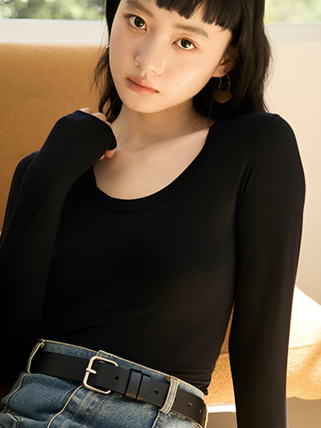 

LULU & SKY Women Solid Scoop Neck Acrylic T-shirt, Black