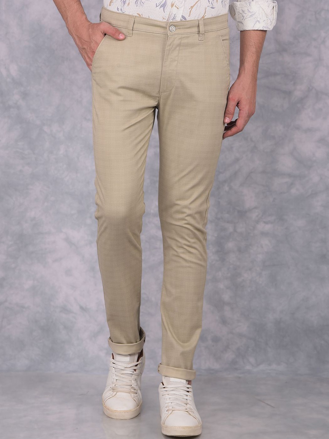 

Crimsoune Club Men Checked Smart Slim Fit Chinos Trousers, Beige