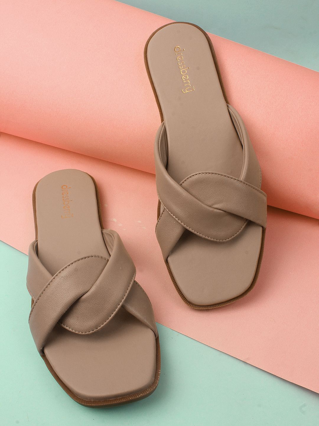 

DressBerry Women Open Toe Flats, Taupe