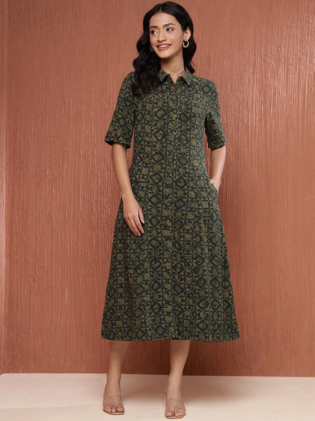 

Fabindia Women Cotton Floral Printrd A-Line Midi Dress, Green