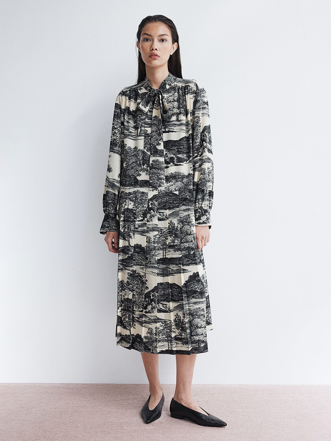 

H&M Women Tie-Neck Dresses, Cream