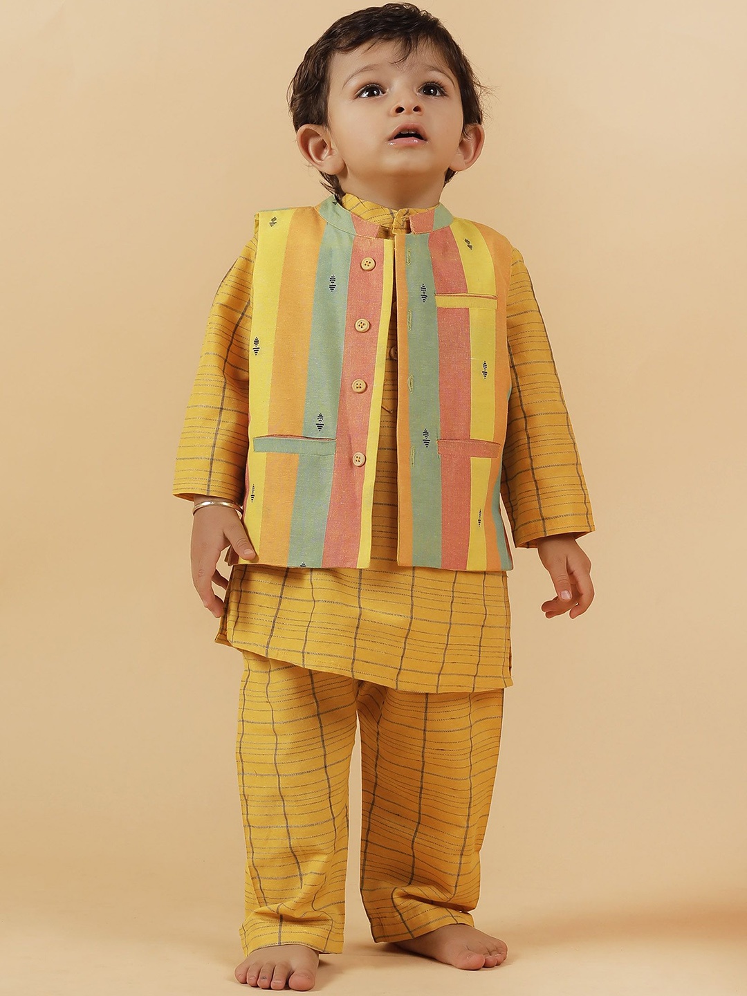 

TJORI Boys Checked Band Collar Straight Pure Cotton Kurta With Pyjamas & Nehru Jacket, Yellow