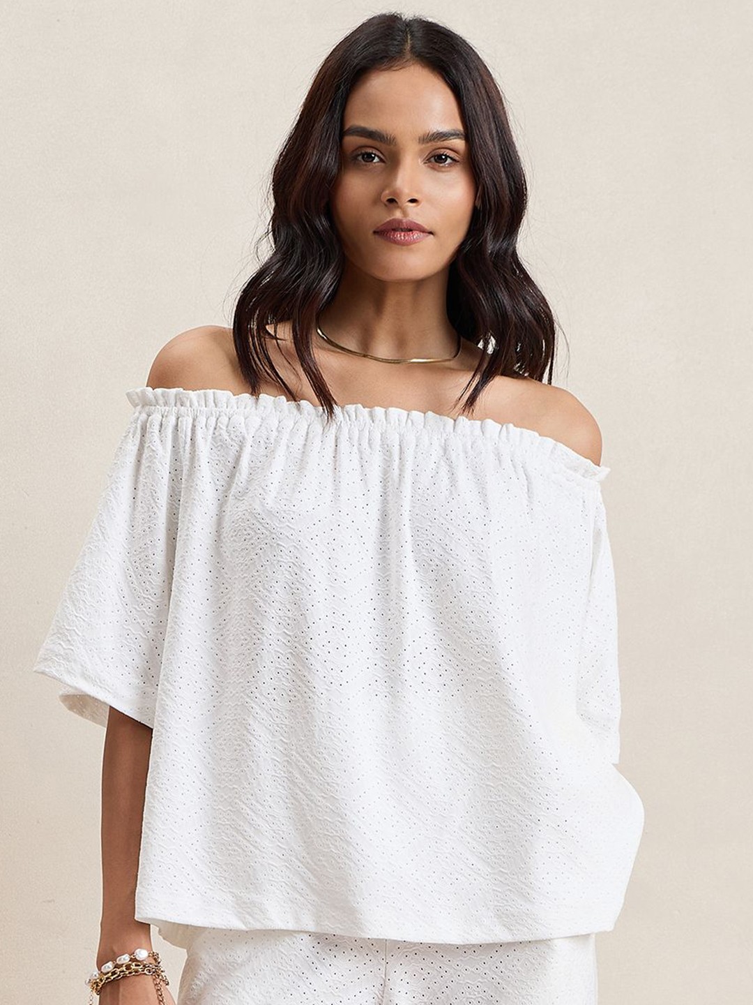 

FEMMELLA Women Off-Shoulder Top, White