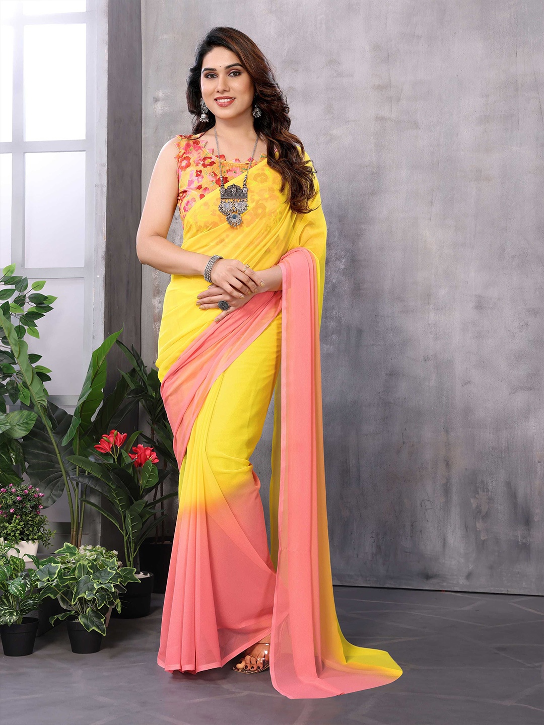 

Mitera Colourblocked Poly Georgette Ready to Wear Saree, Yellow