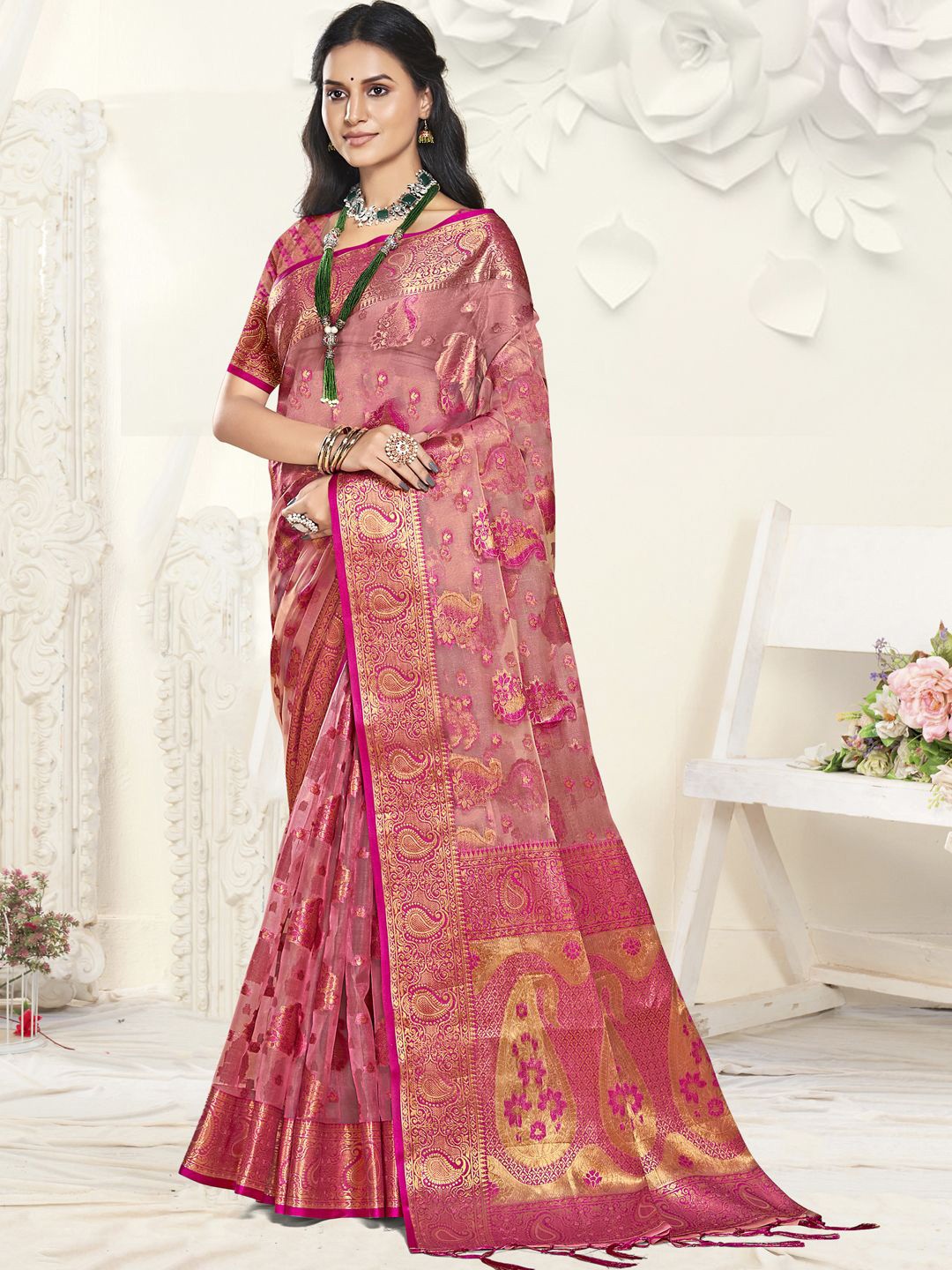 

Ishin Woven Design Zari Organza Saree, Pink