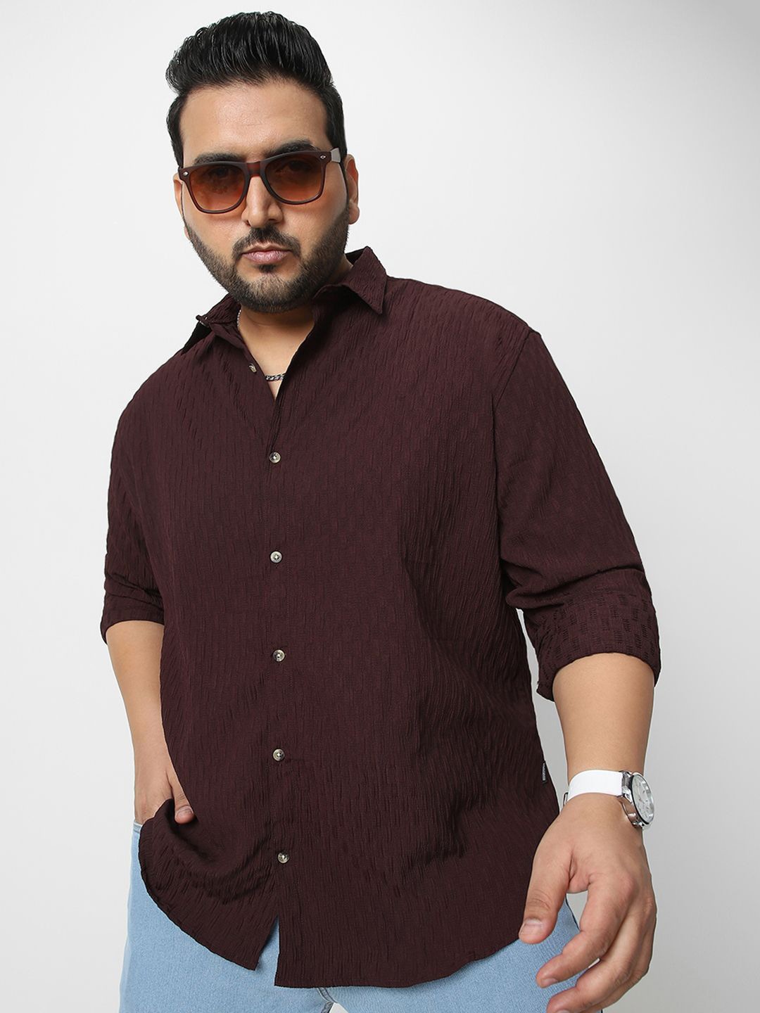 

Urbano Plus Men Spread Collar Textured Cotton Casual Shirt, Maroon