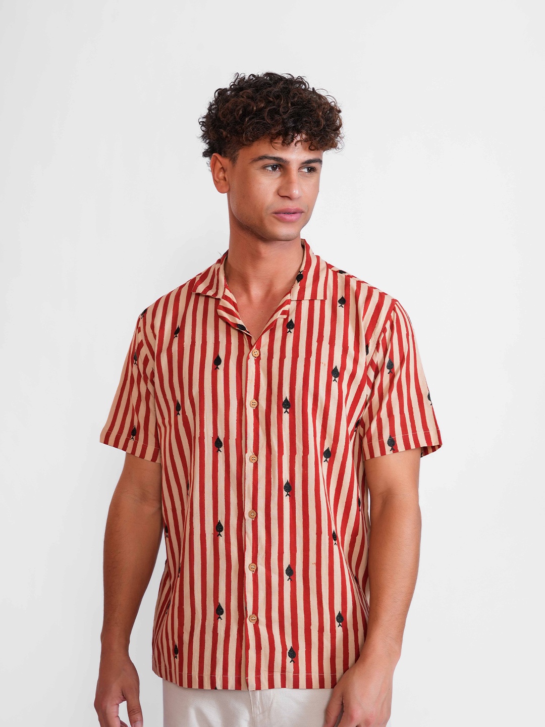 

DALCHINII Men Relaxed Cuban Collar Vertical Striped Cotton Casual Shirt, Red