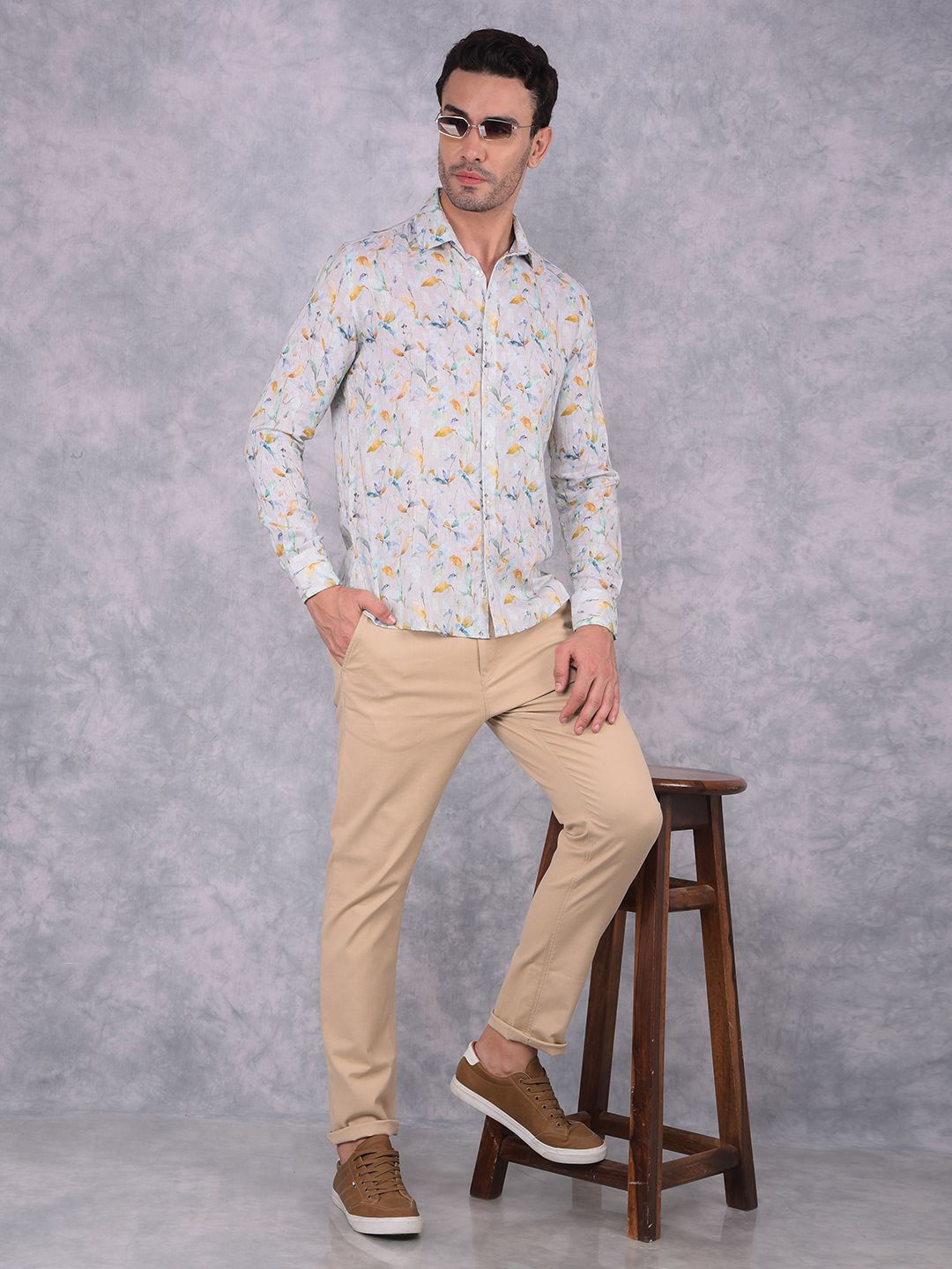 

Crimsoune Club Men Smart Spread Collar Floral Printed Cotton Slim Fit Casual Shirt, Blue