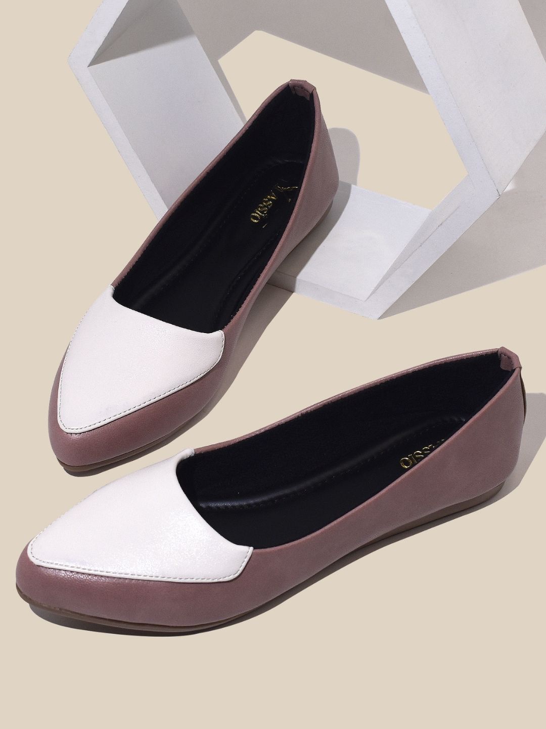 

YASSIO Women Embellished Ballerinas Flats, Pink