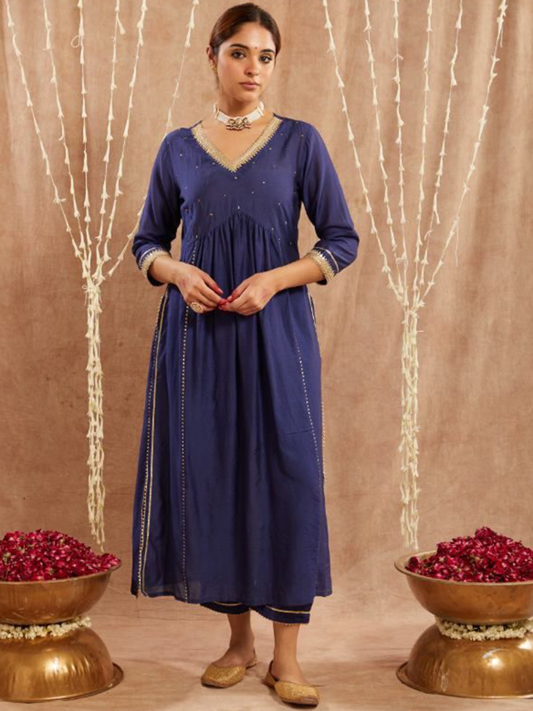 

NERO V Neck Chanderi SilkA Line Kurta, Blue