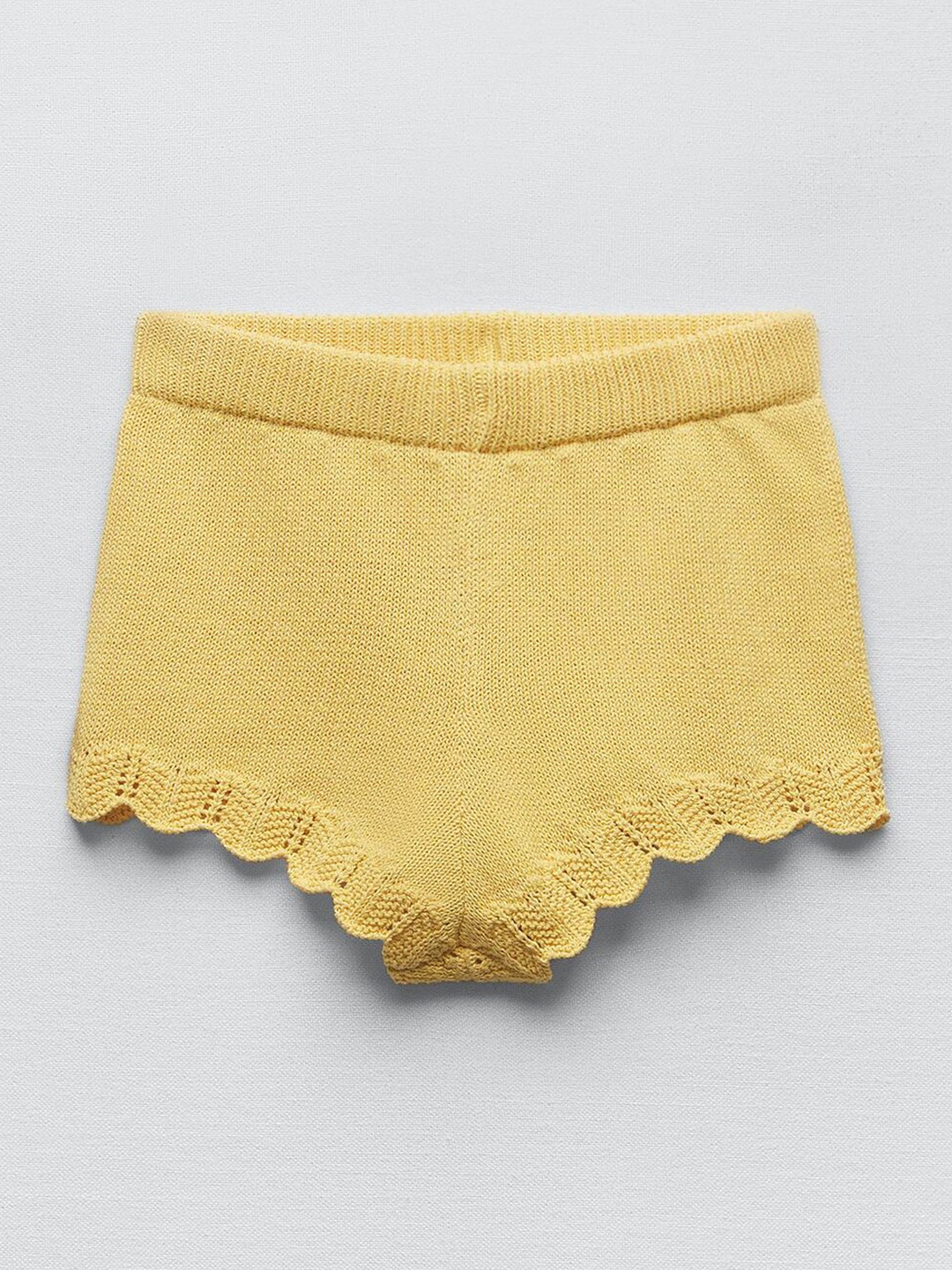

ZARA Adults-Women Yellow Shorts
