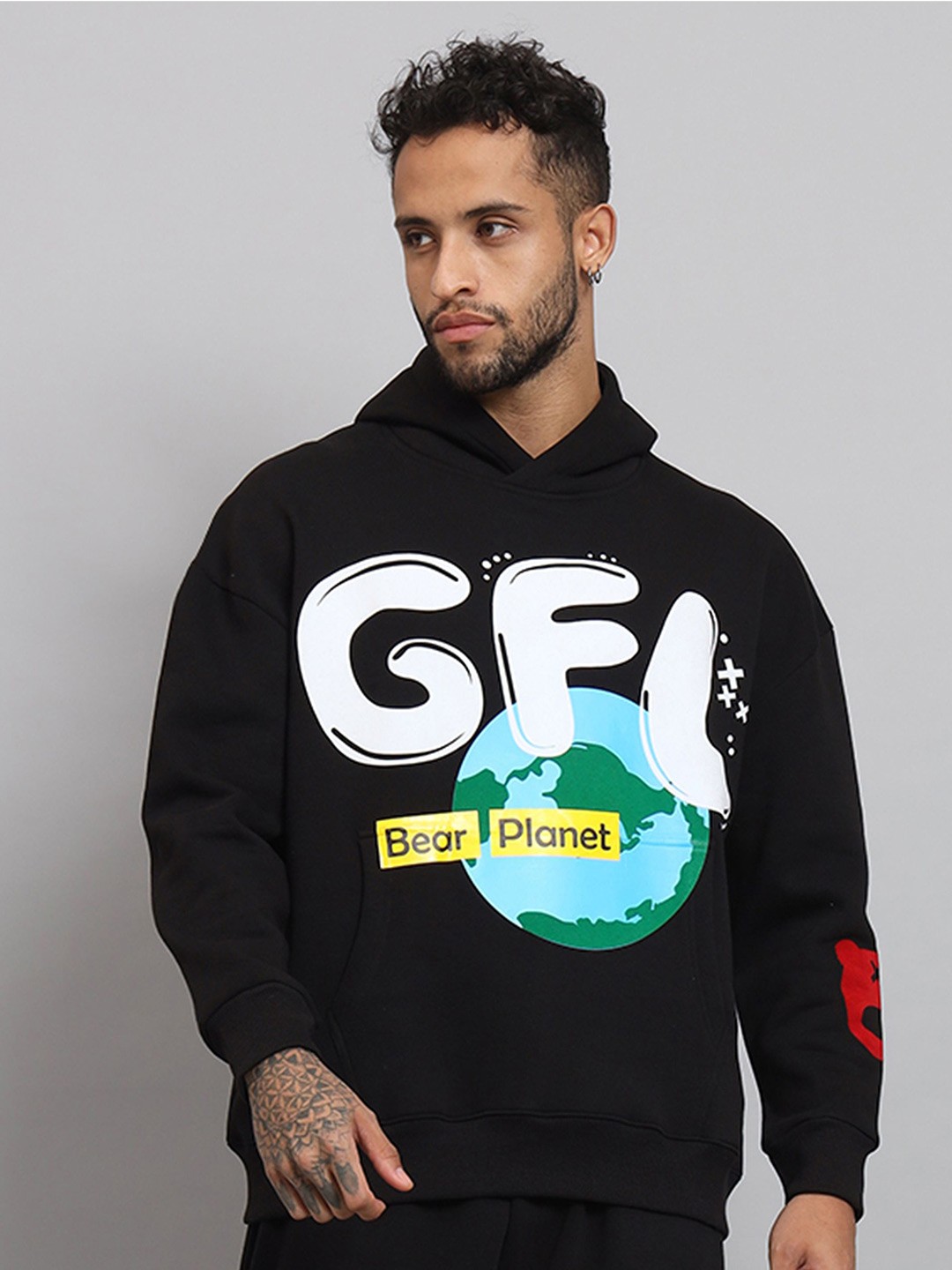 

GRIFFEL Men Graphic Printed Sweatshirt, Black