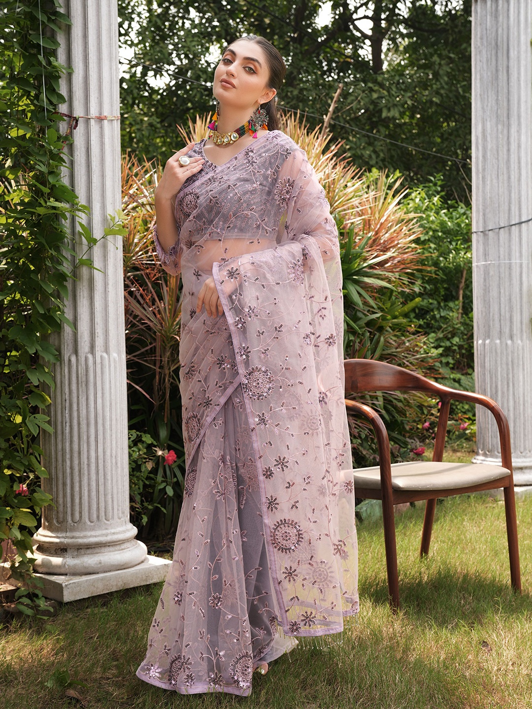

SANJANA SILK Floral Sequinned Net Saree, Purple