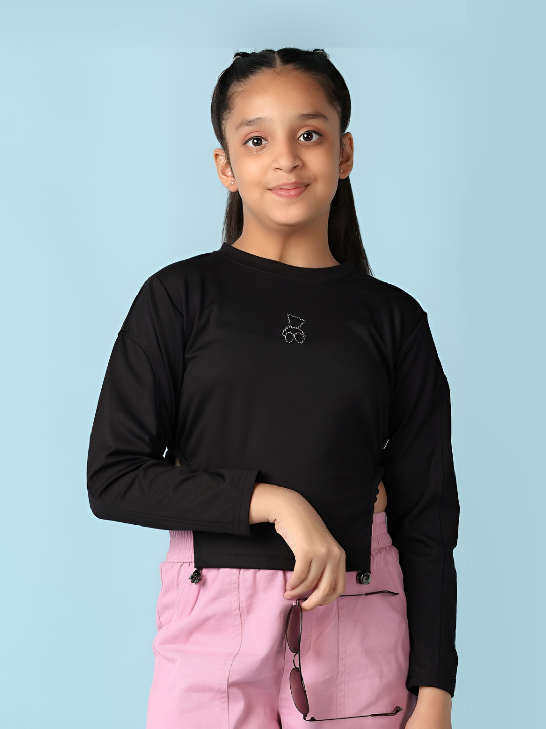 

V-Mart Girls T-shirt, Black