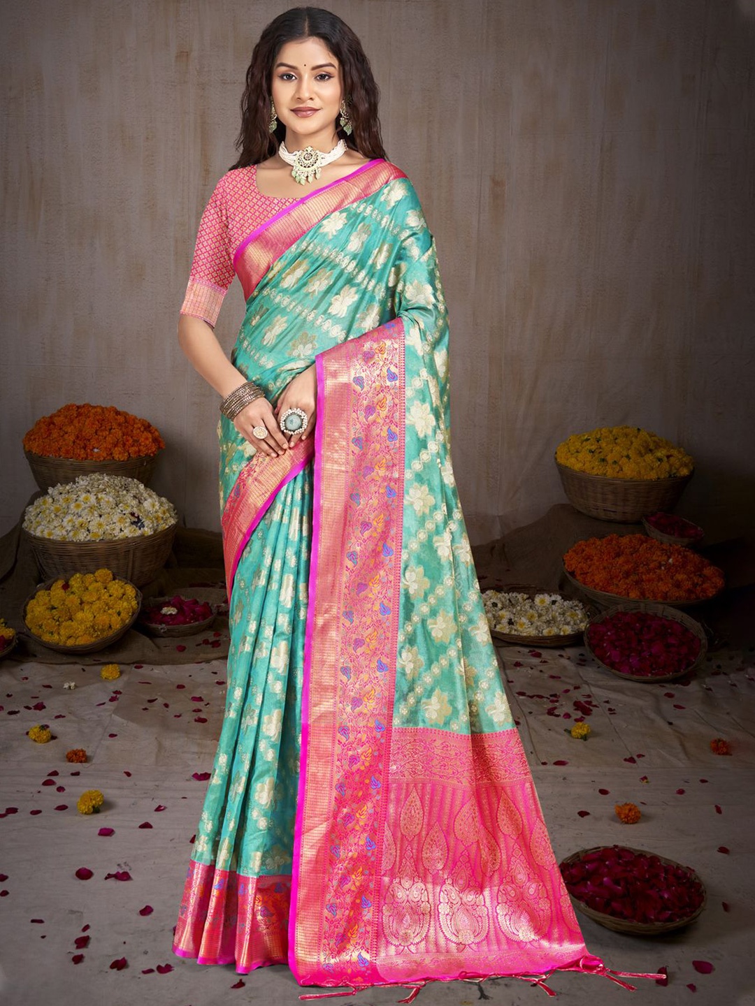 

Ishin Woven Design Zari Silk Blend Saree, Blue