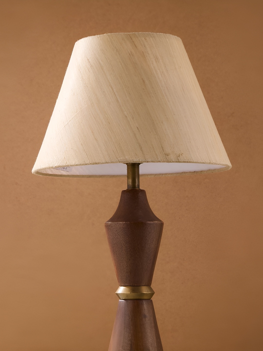 

Fabindia Basix Beige Textured Cotton Frusturical Shaped Table Lamp