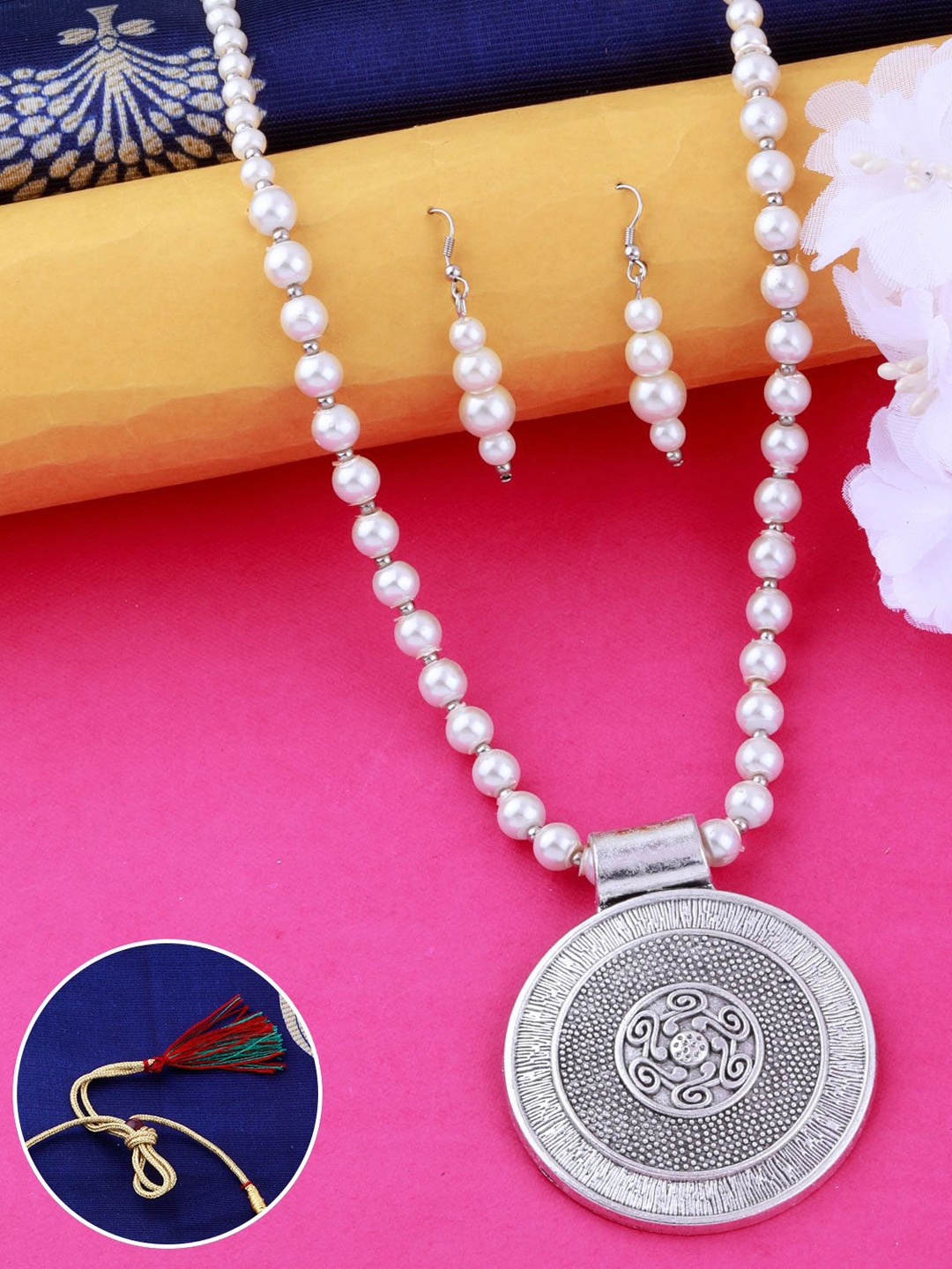 

Silver Shine Silver-Plated Pearl Beaded Oxidised Jewellery Set