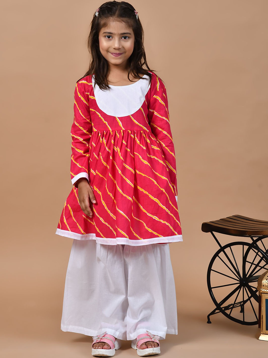 

BAESD Girls Floral Printed Regular Pure Cotton Straight Kurti with Sharara, Pink