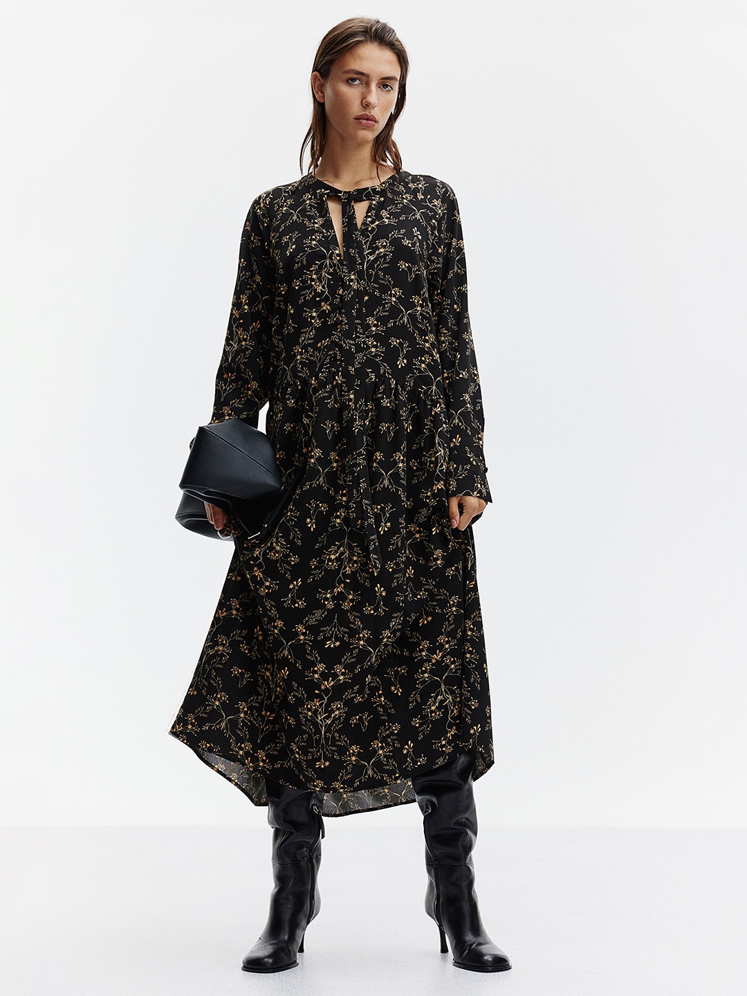 

H&M Tie-Neck Dresses, Black