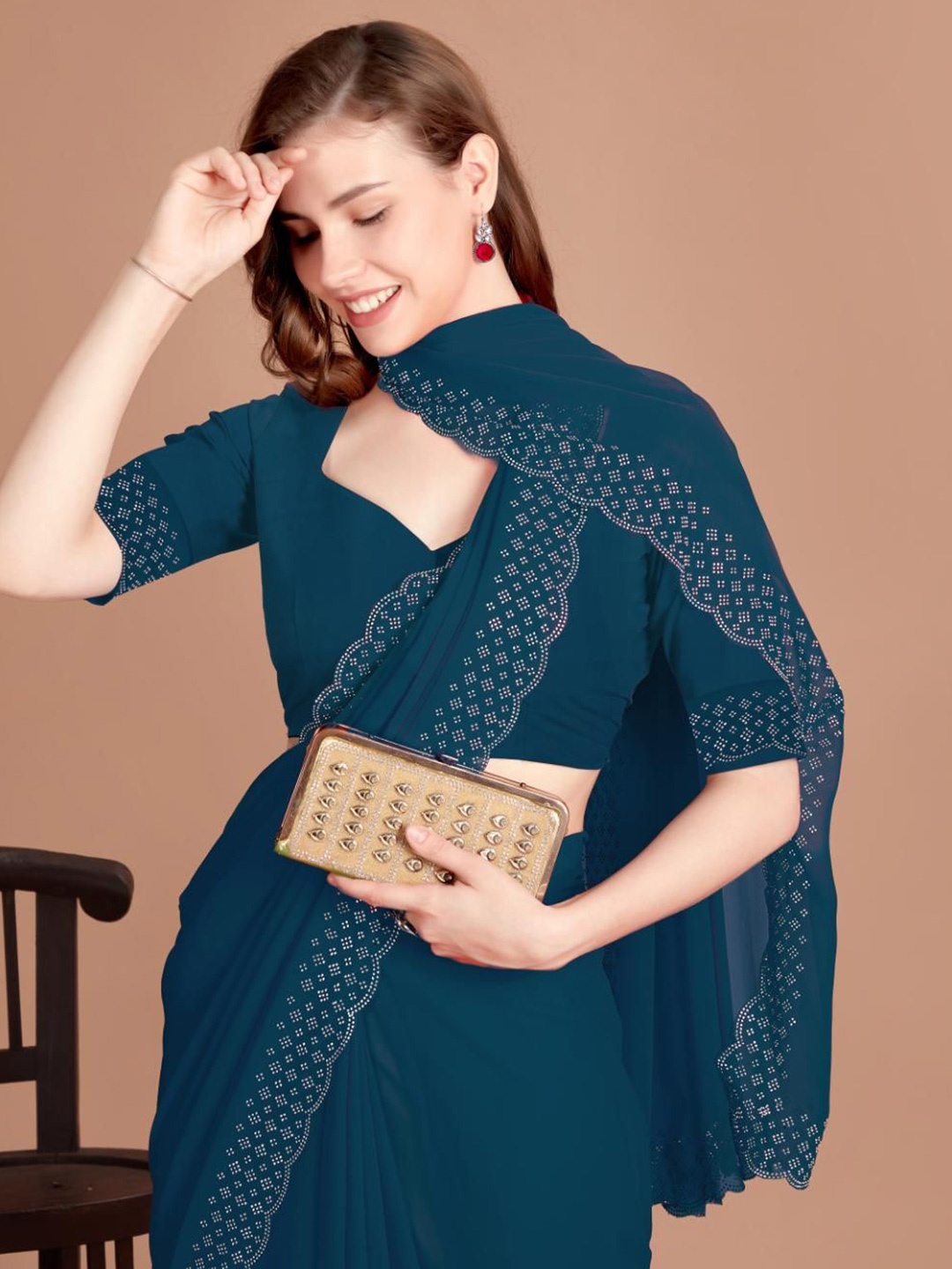 

SM TRENDZ Beads and Stones Pure Georgette Banarasi Saree, Blue