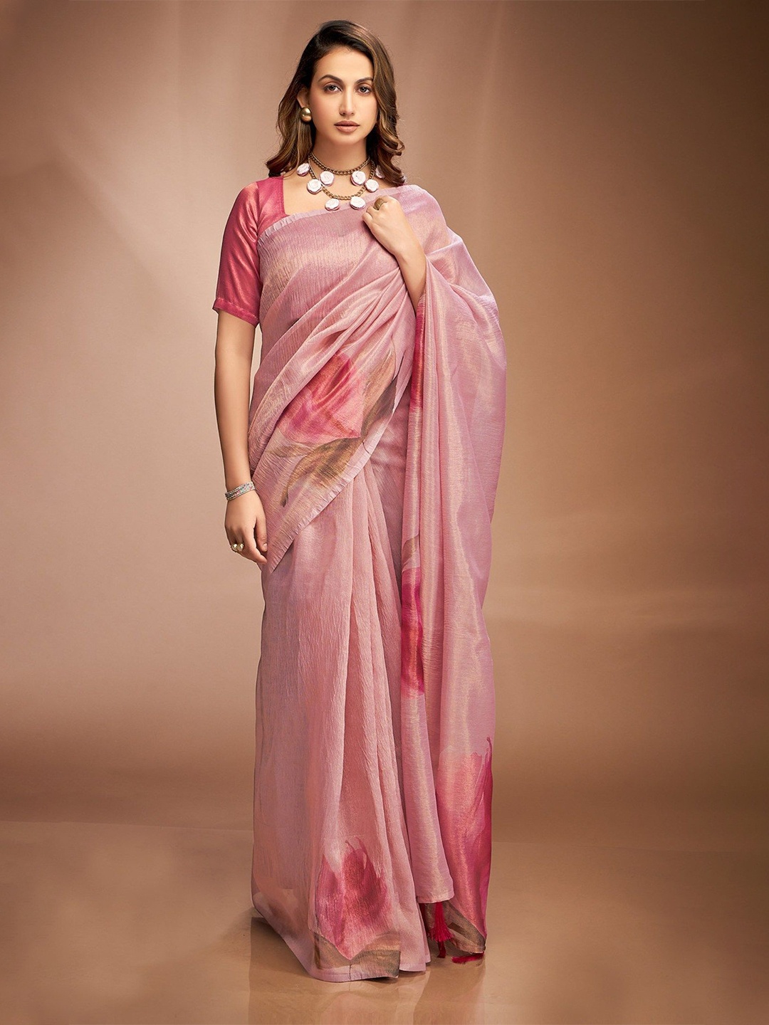 

MySilkLove Floral Printed Saree With Blouse Piece, Pink