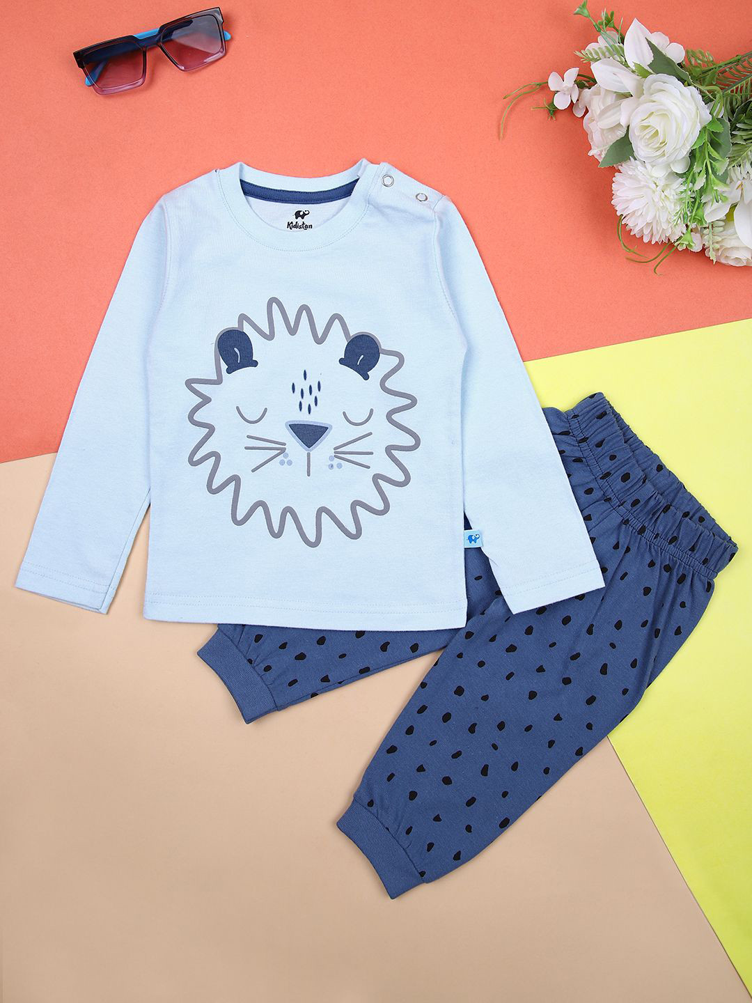 

V-Mart Boys Printed Pure Cotton T-shirt With Pyjama, Blue