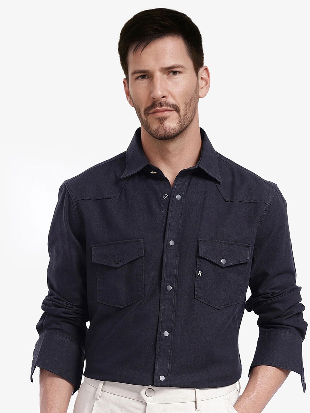 

RARE RABBIT Men Comfort Spread Collar Solid Cotton Casual Shirt, Black