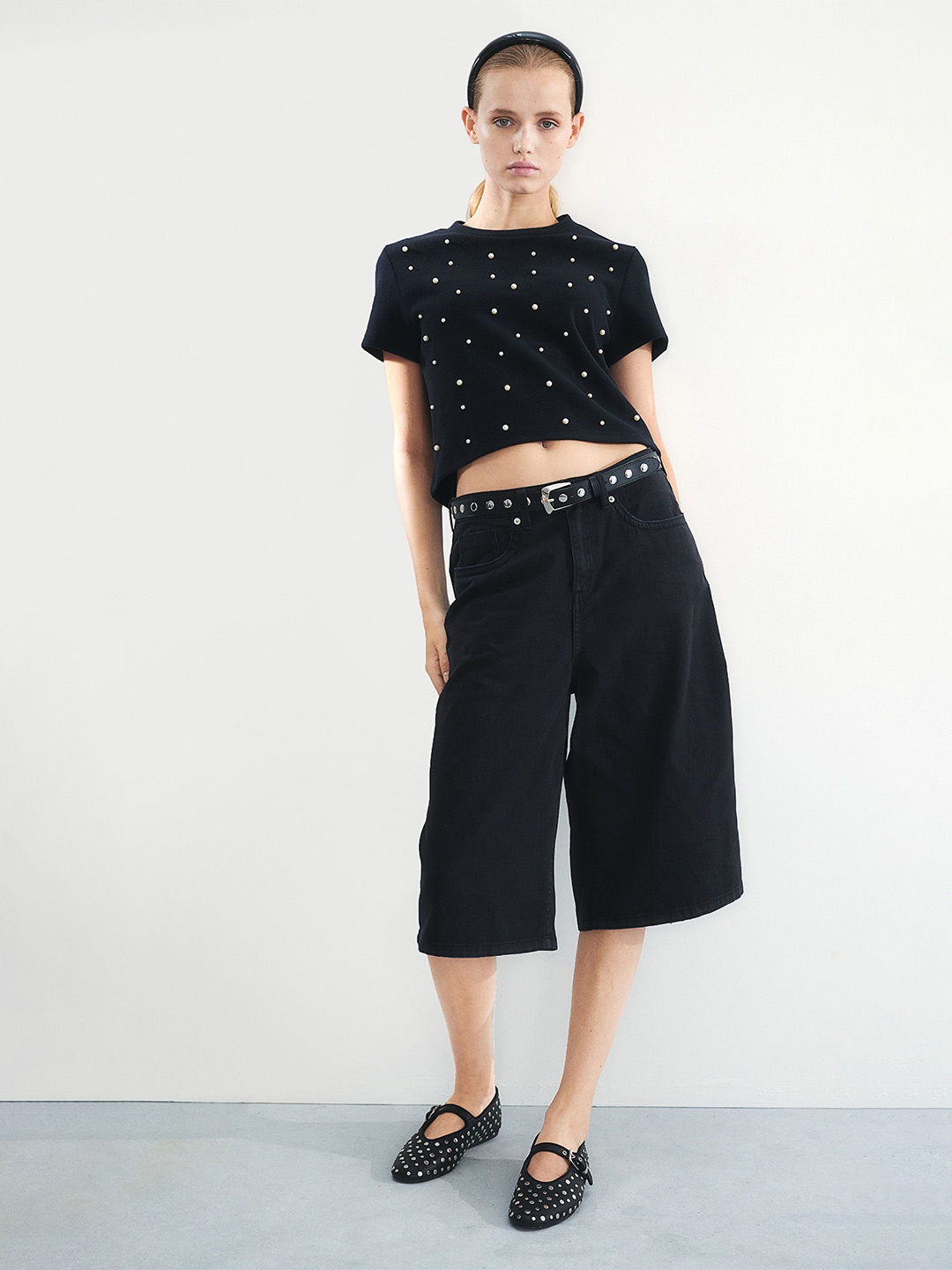 

H&M Bead-Embellished T-shirts, Black