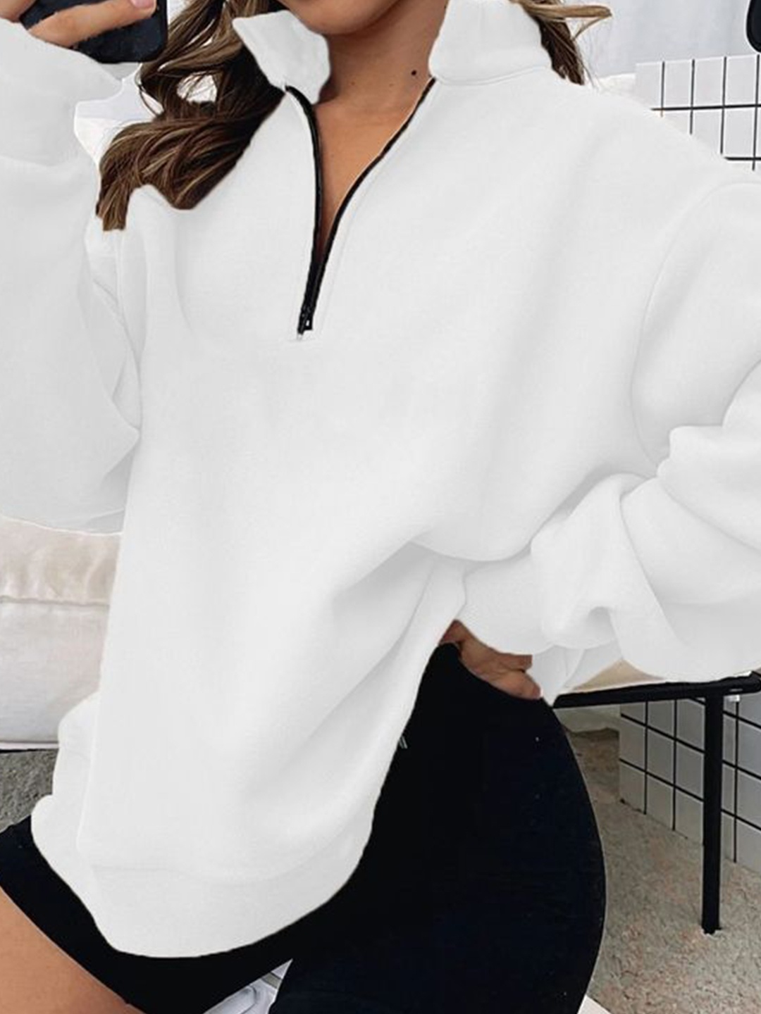 

LULU & SKY Oversized Sweatshirt, White