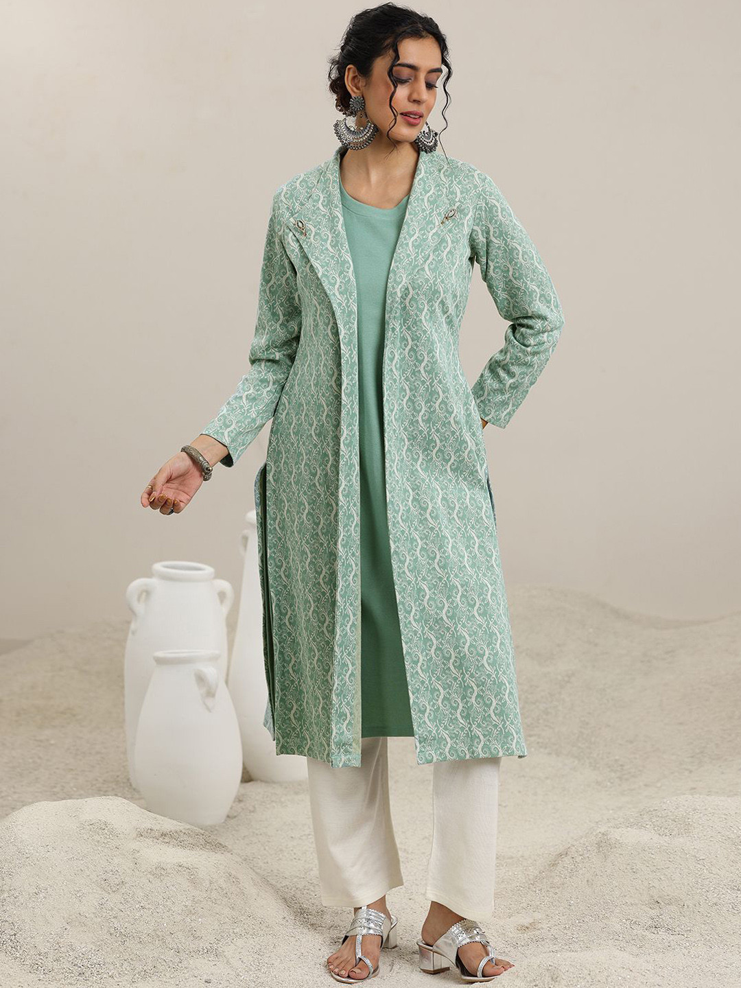 

Libas Round Neck Woollen Straight Kurta With Printed Jacket, Green