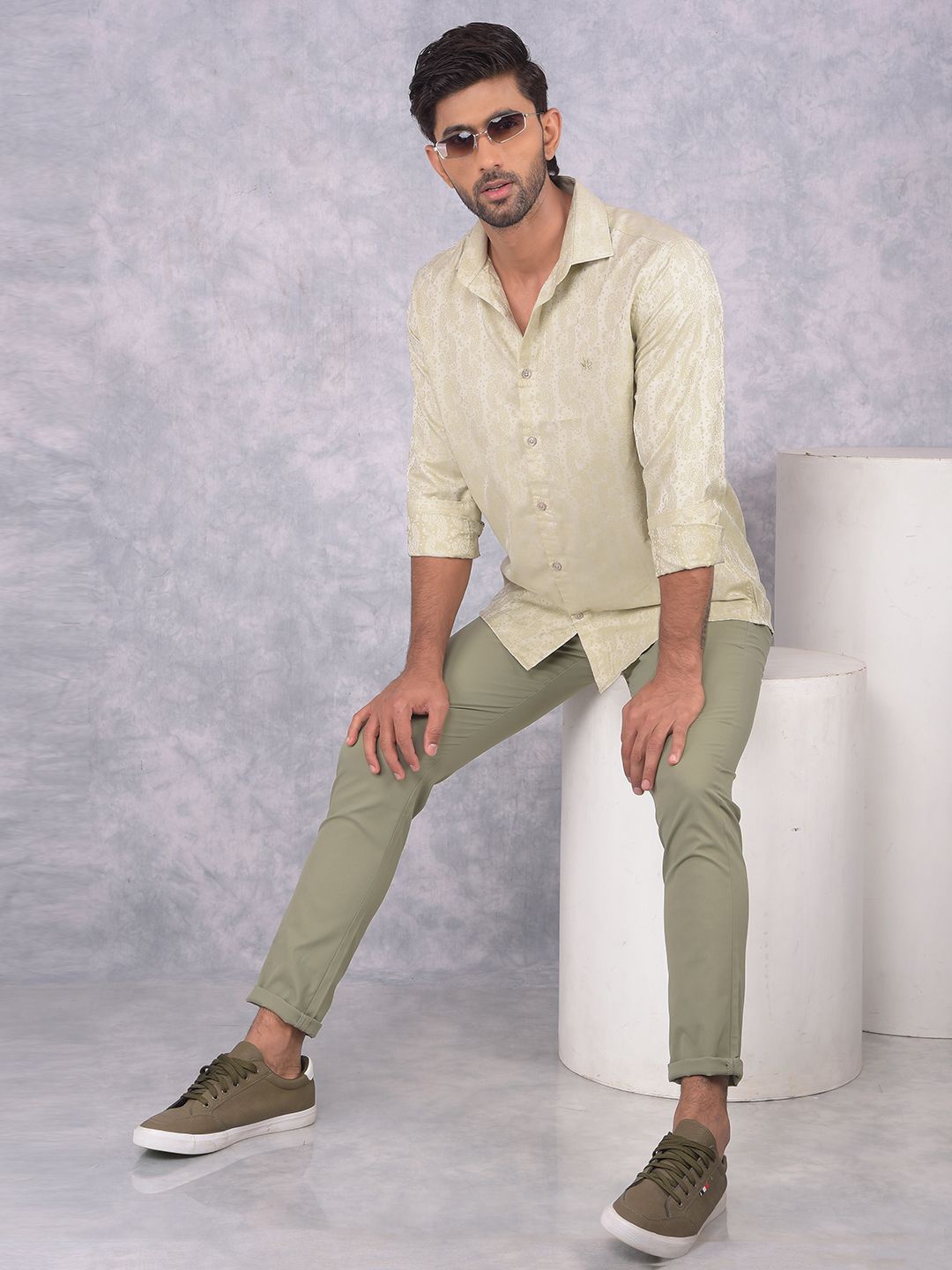 

Crimsoune Club Men Smart Spread Collar Abstract Printed Cotton Slim Fit Casual Shirt, Beige