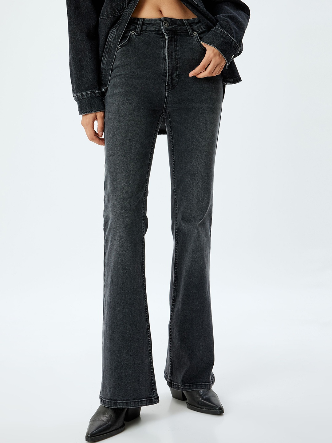 

Koton Women Slim Fit High-Rise Trousers, Blue