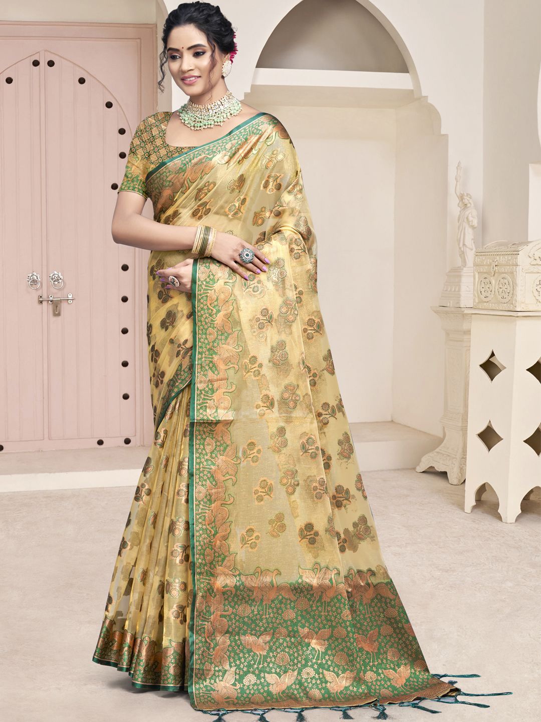 

Ishin Ethnic Motifs Zari Organza Saree, Beige