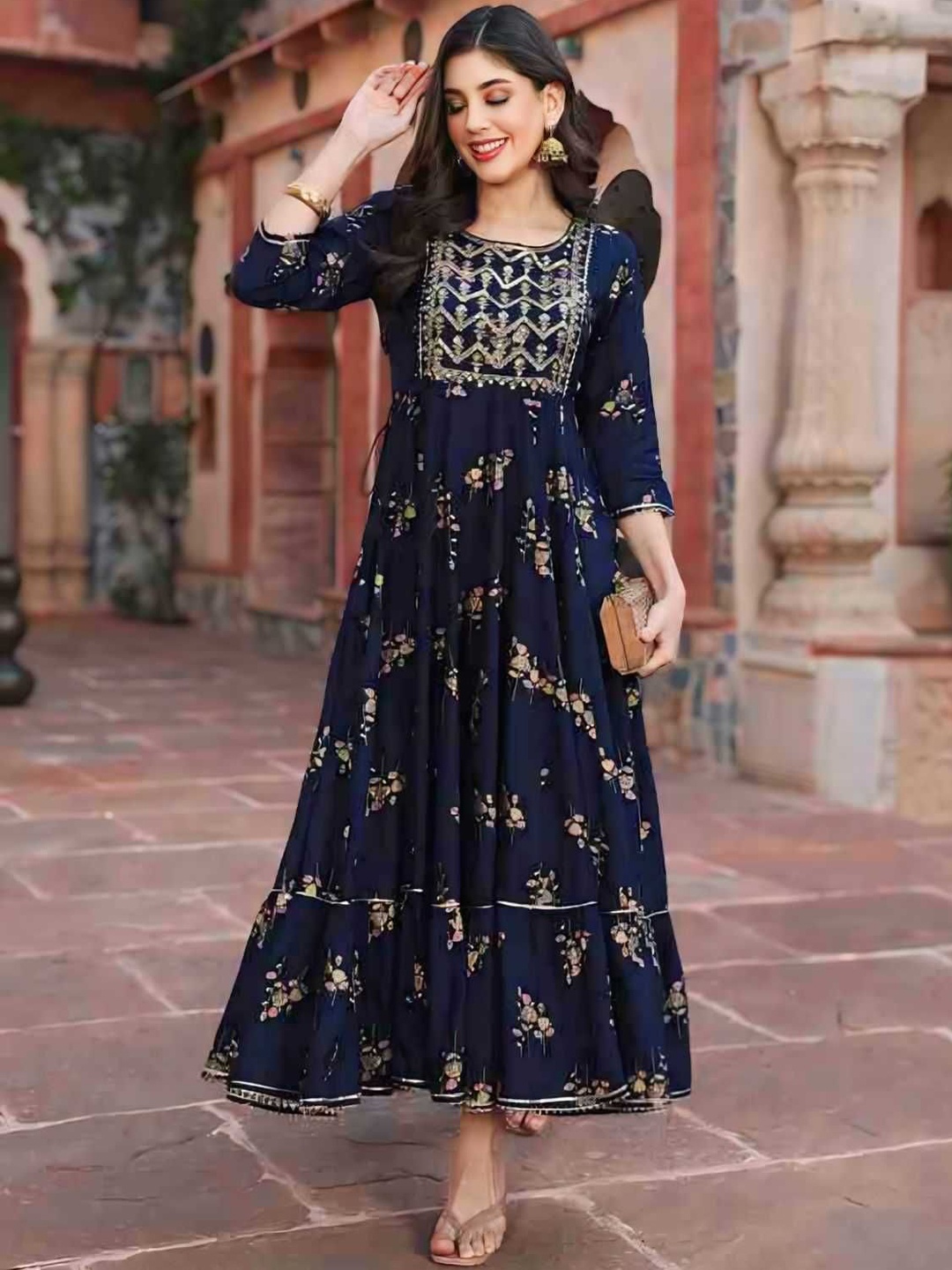 

VYKOO Floral Printed Anarkali Kurta, Blue
