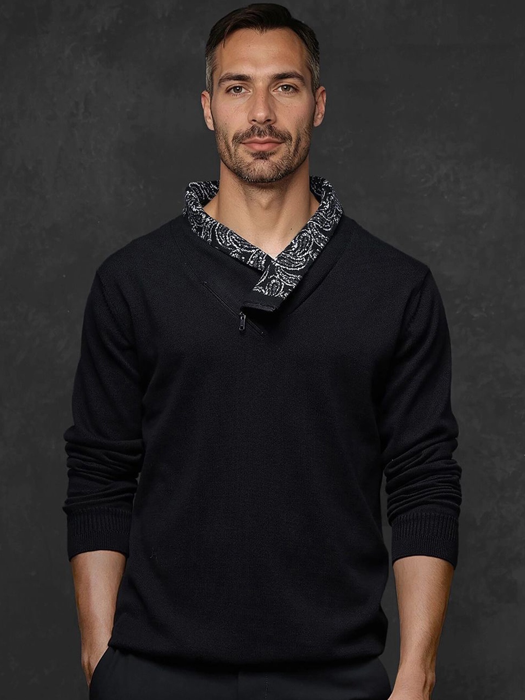 

RARE RABBIT Men V-Neck Cotton Pullover Sweaters, Black