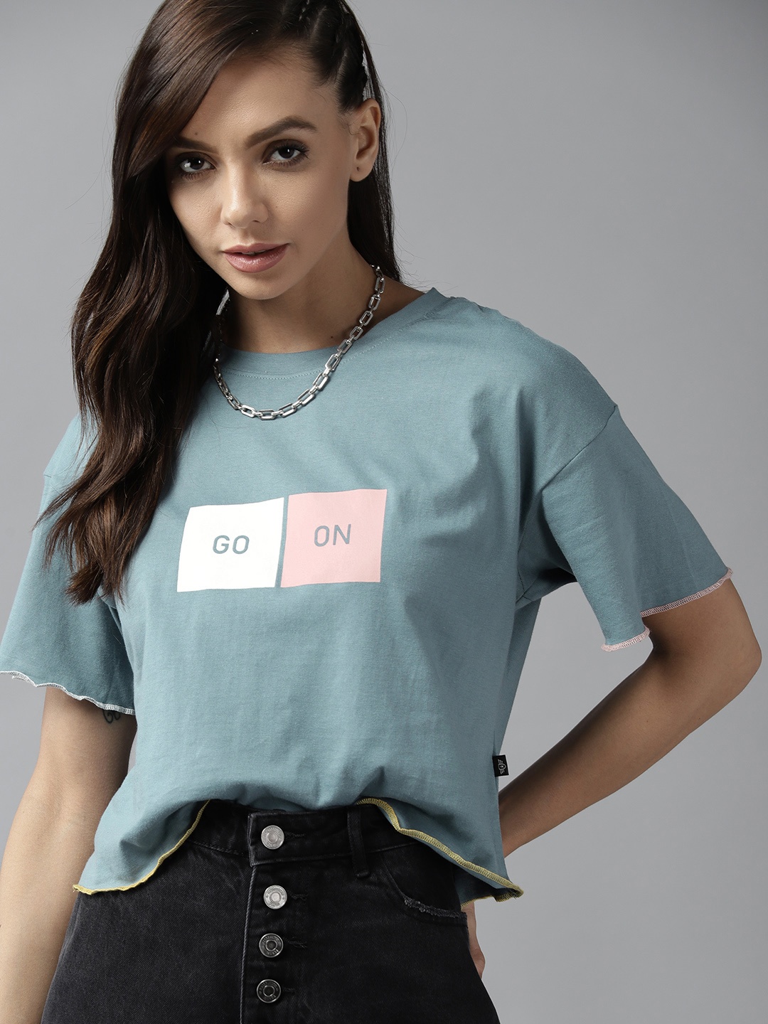 

Roadster Women Blue & Peach-Coloured Pure Cotton Typography Printed T-shirt