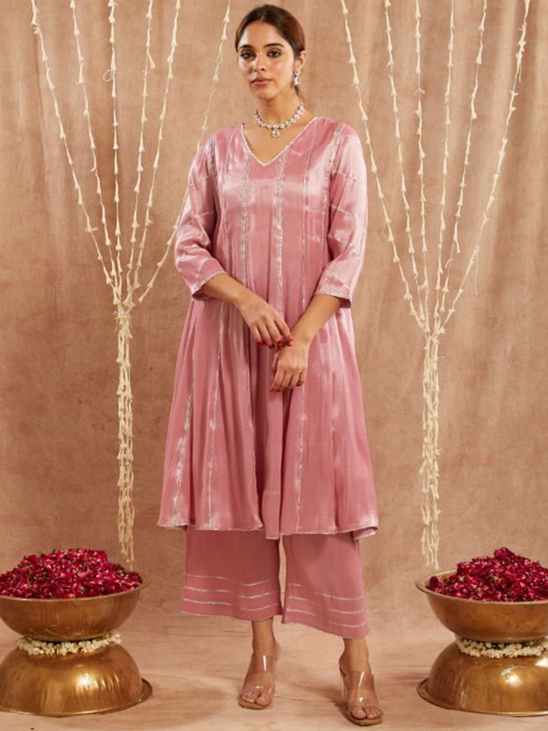 

NERO Striped V-Neck Gotta Patti A-Line Kurta, Pink